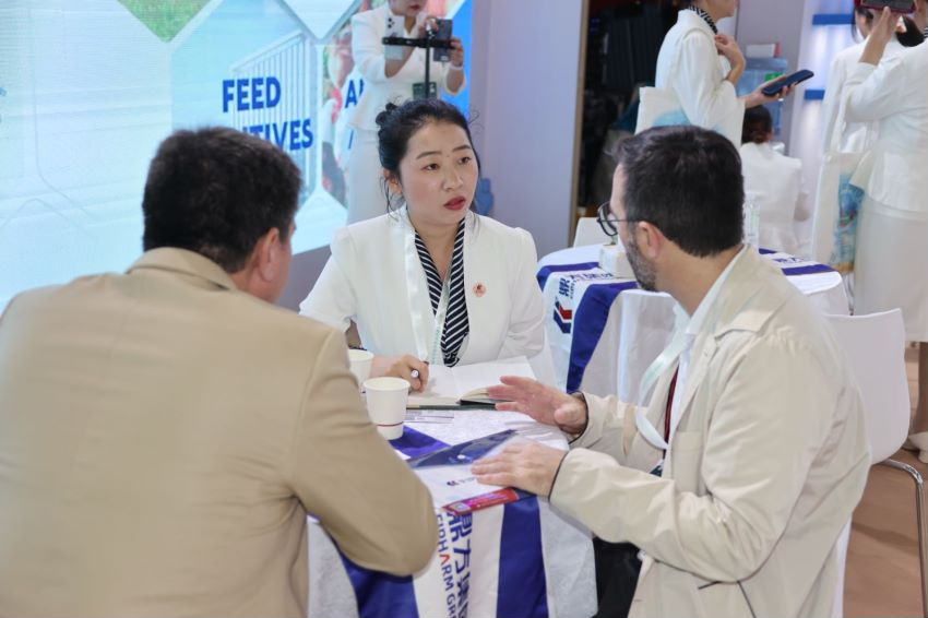 赢多多亮相上海CPHI